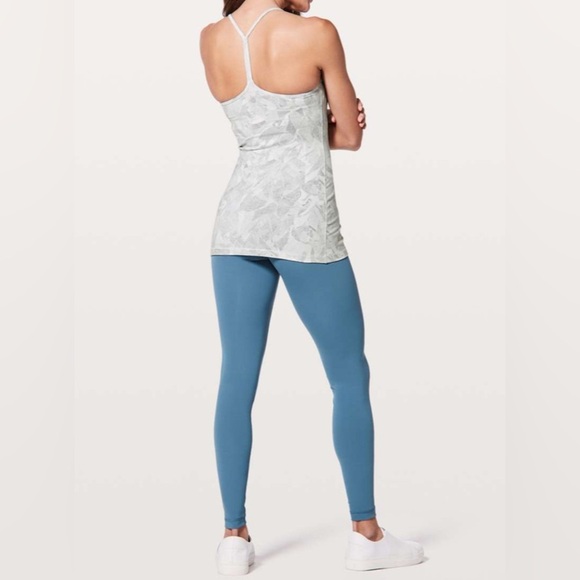 Lululemon Power Pose Tank *Light Support For A/B Cup-Jasmine White Multi/ Size 4 - Picture 4 of 12